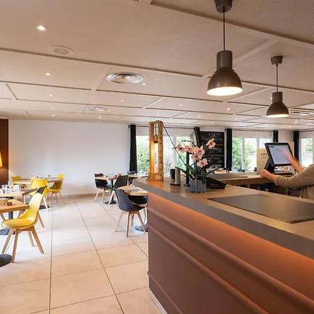 Hotel Kyriad 3*